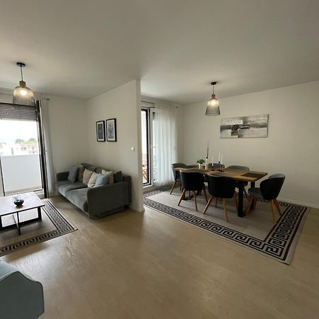 New Modern Apt Near Old Town - Private Parking ザダル エクステリア 写真