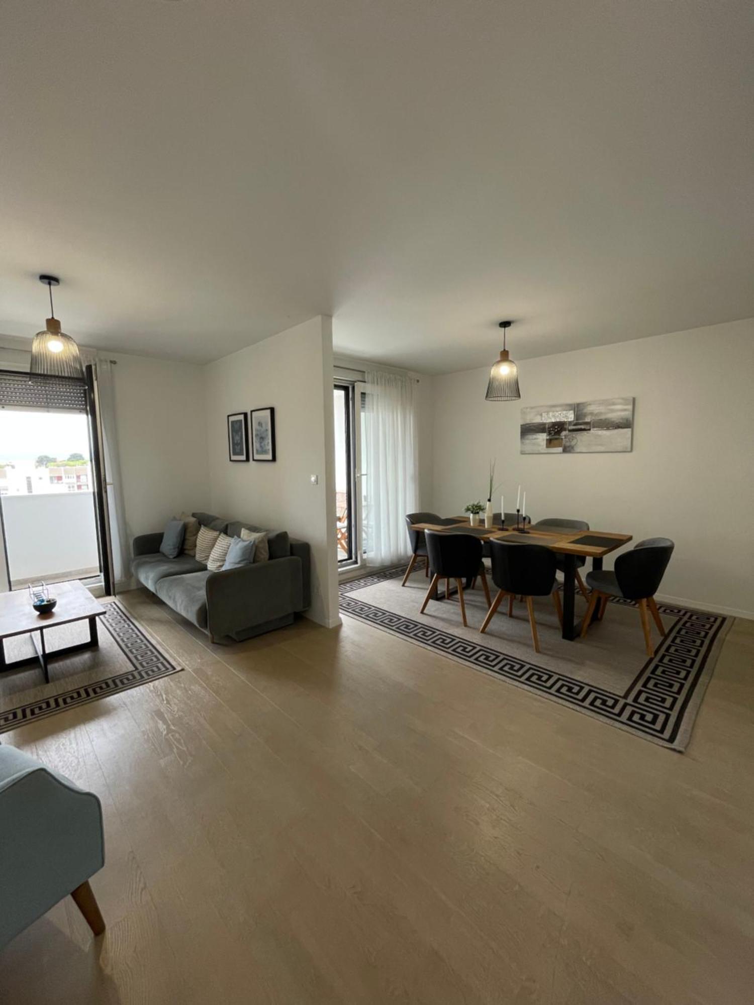 New Modern Apt Near Old Town - Private Parking ザダル エクステリア 写真